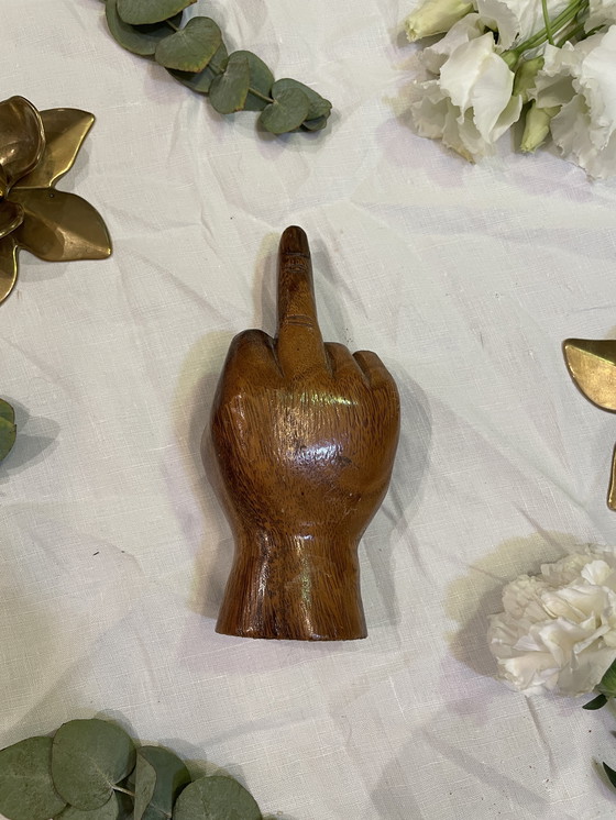 Image 1 of Medidor de anillos de madera para dedos