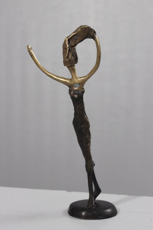 Patinated bronze sculpture, 20th century, female subject, signed