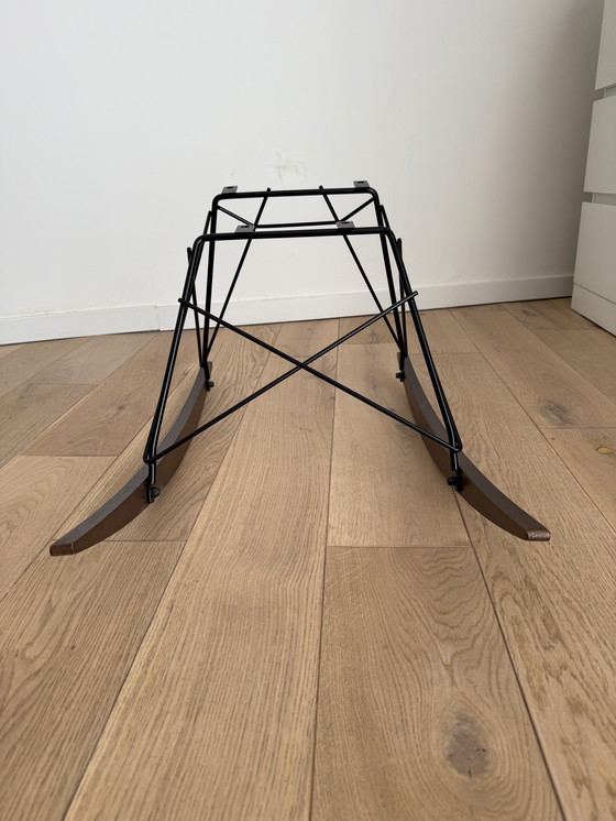 Image 1 of Base per sedia a dondolo Eames per sedia in fibra di vetro Herman Miller