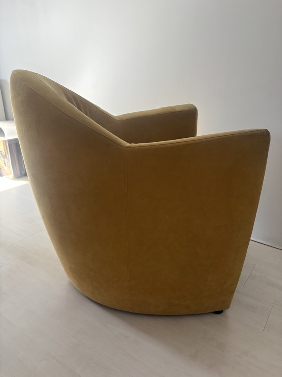 Leolux fauteuils (2) in Alcantara – Polyester, Plastic (photo 9 of 12)