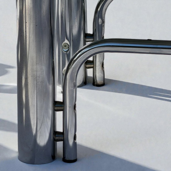 Image 1 of Tavolino da caffè italiano in stile moderno di metà secolo in vetro cromato e fumé