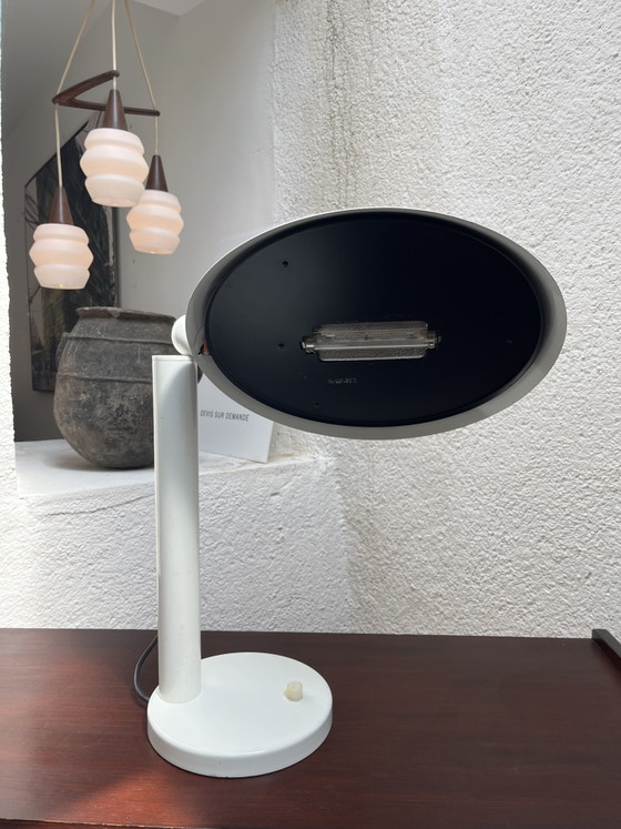Schreibtischlampe aus weißem Metall, 1980er Jahre – Tischlampen (photo 7 of 10)