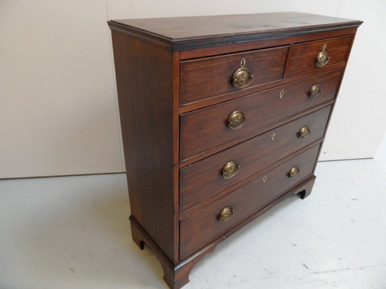 Image 1 of Antique oak chest of drawers