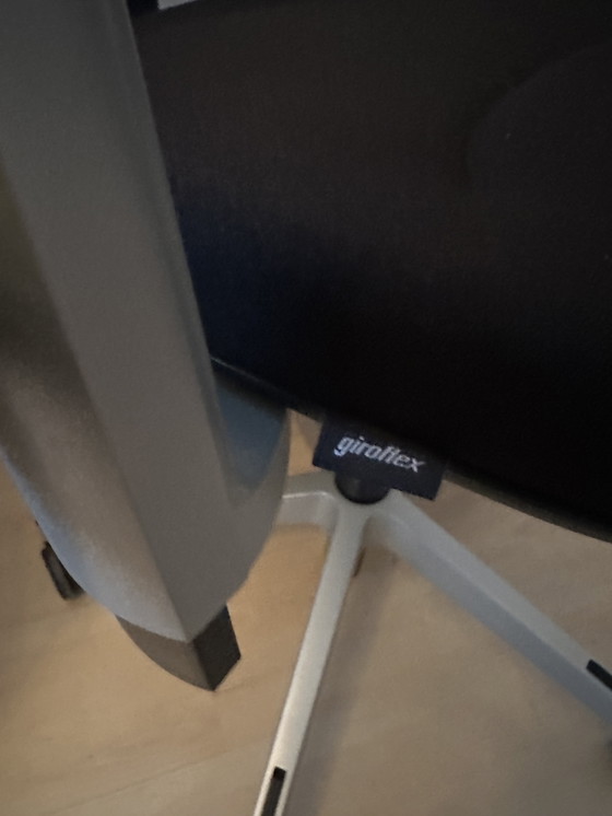 Image 1 of Scrivania + contenitore con ruote + sedia da ufficio Palmberg