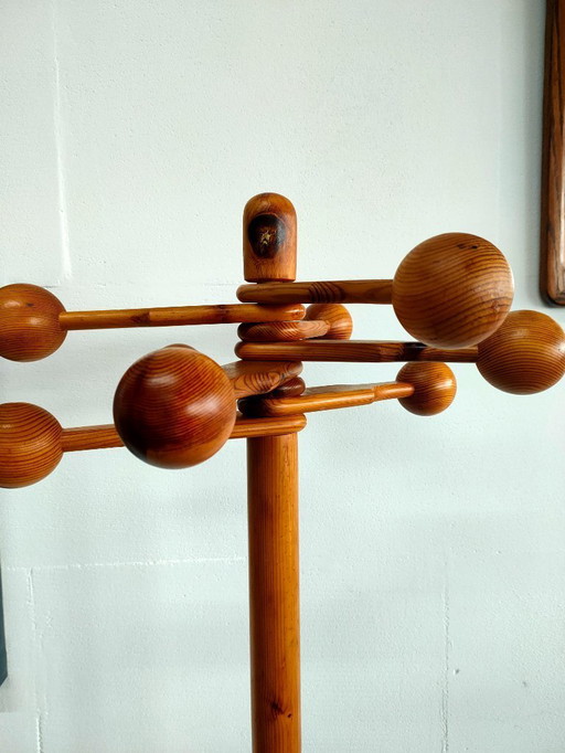 Vintage-Garderobe aus Holz, Design der 1970er Jahre