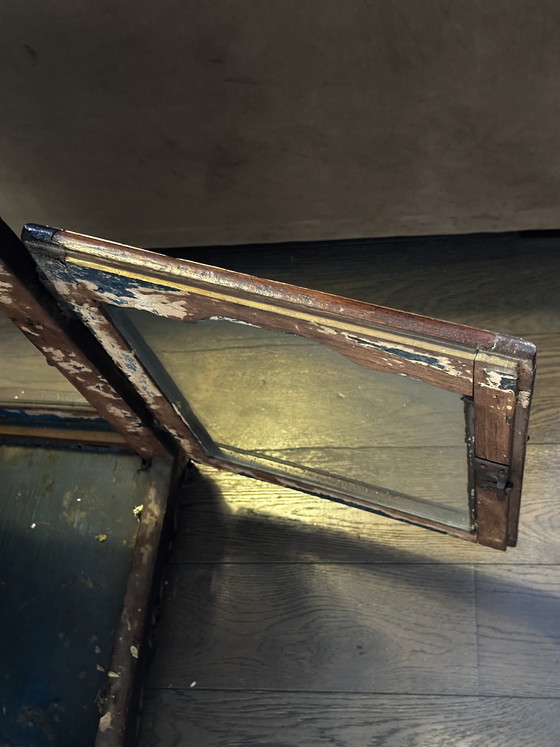 Image 1 of Vetrina in legno massello intagliato in stile Luigi XV, inizio XIX secolo