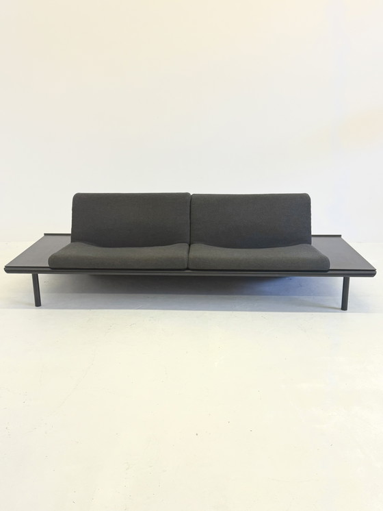 Image 1 of Harvink The Mission Sofa mit schwarzem Rahmen und dunkelgrauem Stoff
