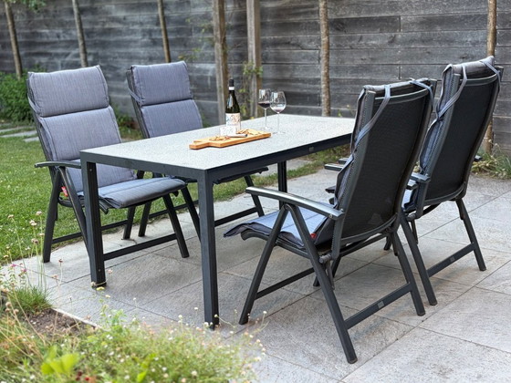 Image 1 of Tuinset: tafel en 4 stoelen (Bellagio) + kussens (Zitza)