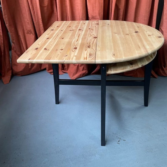 Image 1 of Sidetable met opklapbare uitbreiding