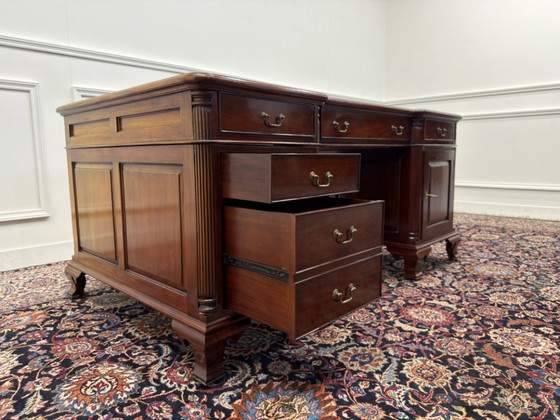 Scrivania da partner Chesterfield inglese classica – Mobili, Leather, Wood (photo 13 of 21)
