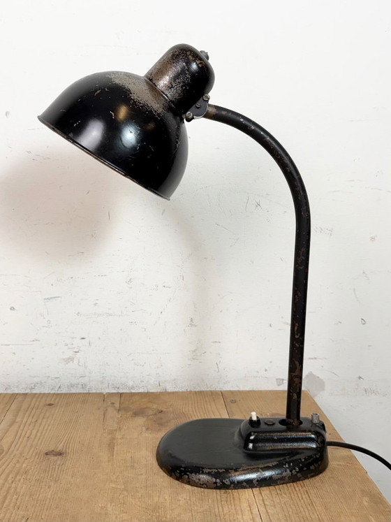 Image 1 of Zwarte industriële Bauhaus tafellamp, jaren 30