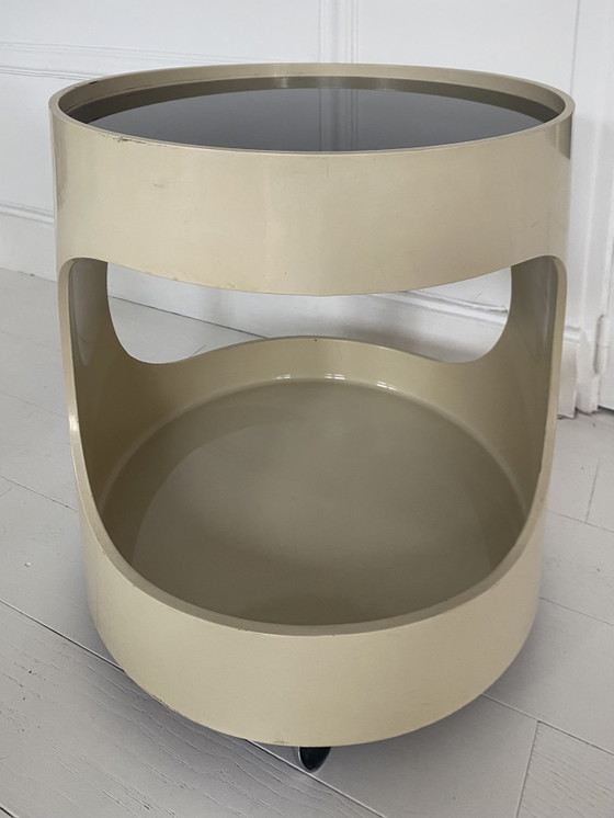 Image 1 of Opal, bijzettafel in futuristische stijl