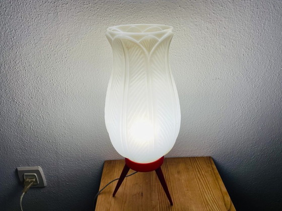 Image 1 of Mid Century Moderne driepoot tafellamp van Hercules