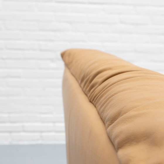 Image 1 of Giovanni Ofredi Queening Poltrona Saporiti