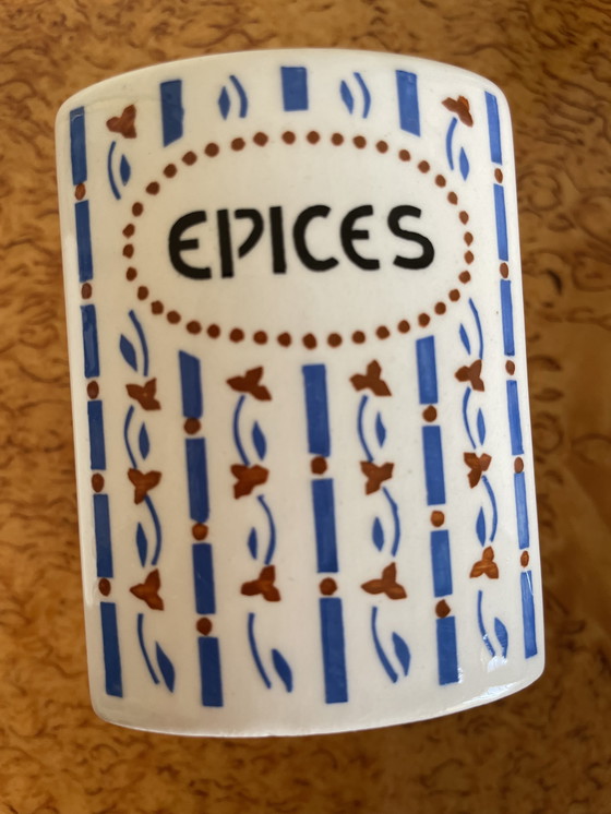 Image 1 of tarros de especias checos