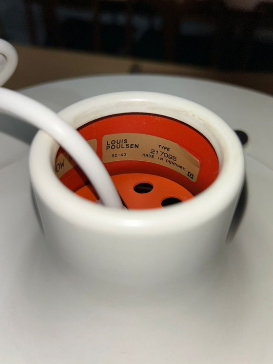 Image 1 of PH5 hanglamp wit Louis Poulsen Poul Henningsen