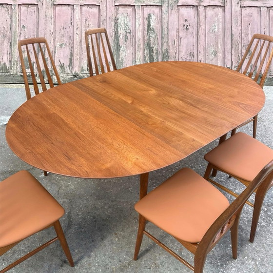 Tavolo in teak massiccio di Peter Hvidt per Soborg, 1956, Peter Hivdt, Tavoli da pranzo, Legno, Marrone (foto 2 di 9)