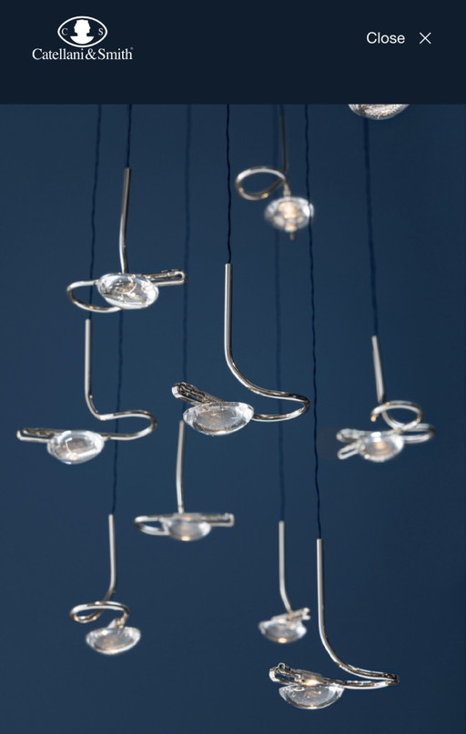 Le lustre Jackie O 20 de Catellani & Smith est un chef-d'œuvre d'éclairage.