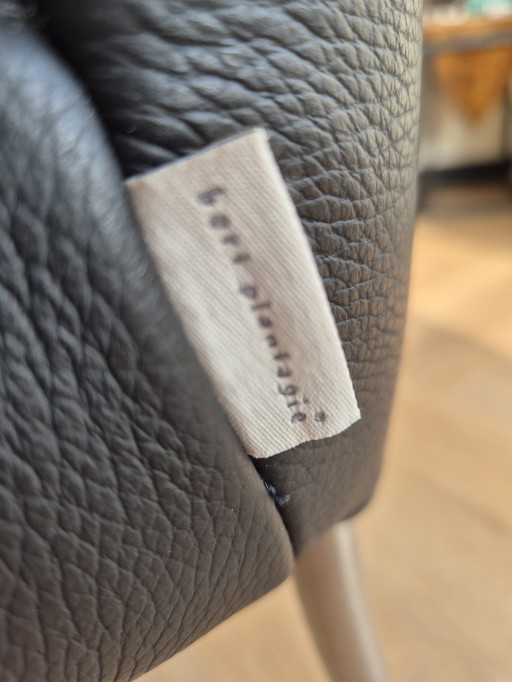 4 sedie Bert Plantagie in pelle/tessuto nero