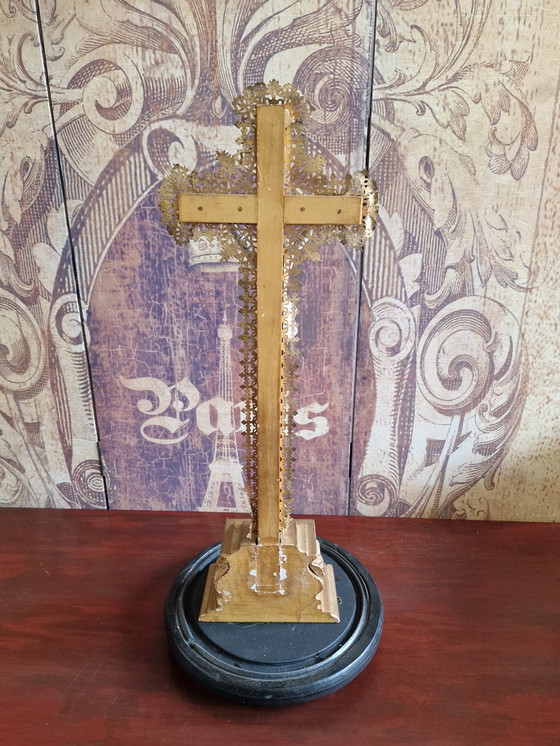 Image 1 of Antique bell jar with crucifix 58x25