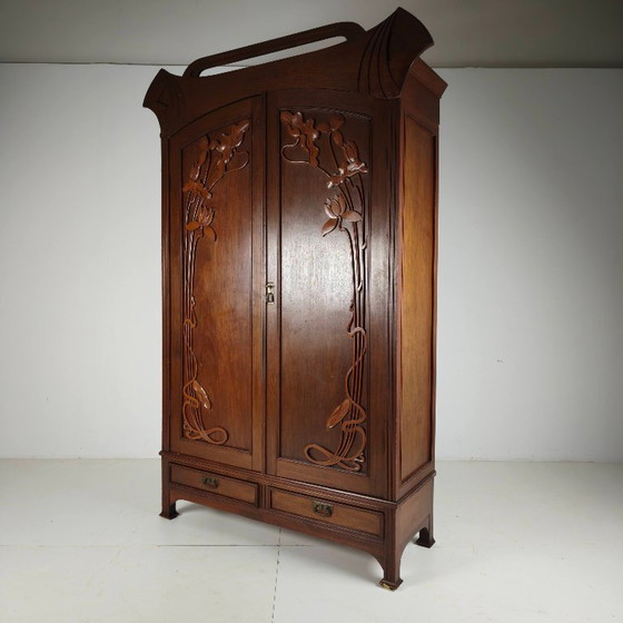 Image 1 of Armoire Art Nouveau, vers 1900