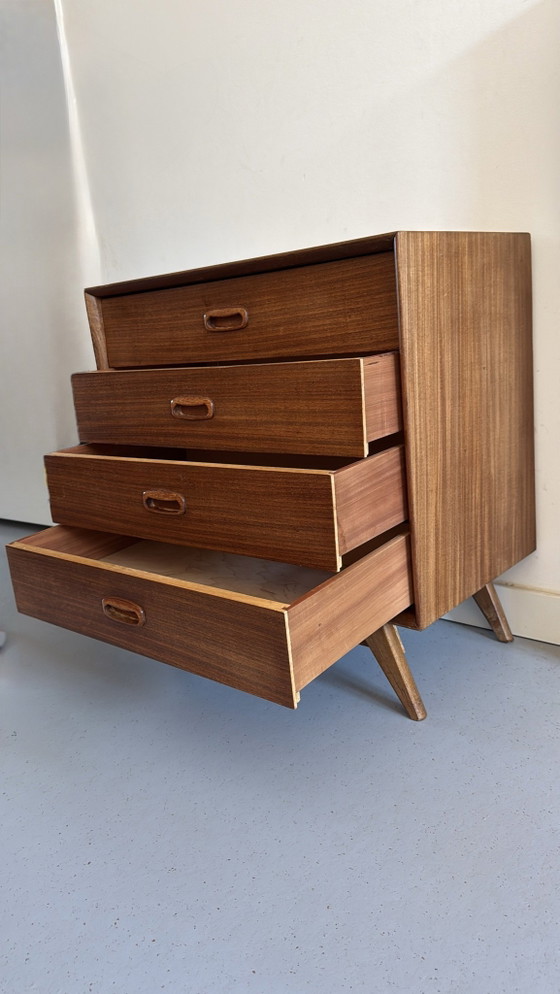 Bellissima cassettiera svedese Mid-Century (piccola) – Cassettiere, Legno (photo 4 of 6)