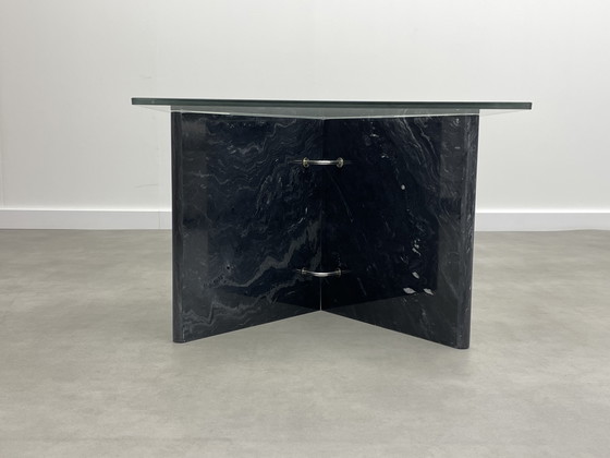 Image 1 of Tavolino da caffè scultoreo in marmo italiano (anni '70)