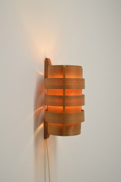 Lámpara de pared sueca V280 diseñada por Hans-Agne Jakobsson, década de 1960