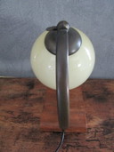 Prachtige art-decolamp uit de jaren 1920-1940 in mooie vintage staat.