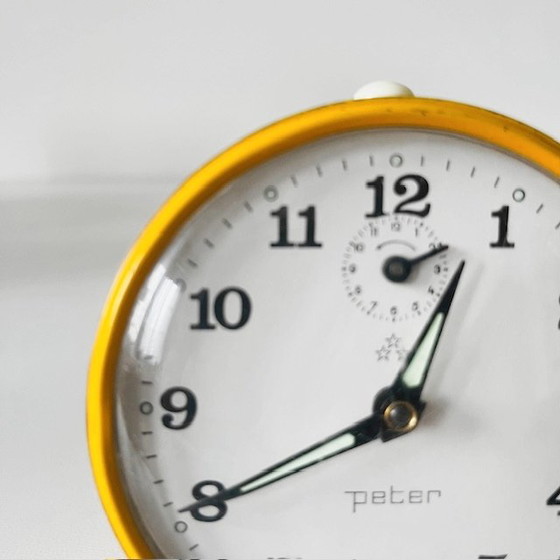 Image 1 of Réveil Junghans Peter vintage jaune et blanc des années 1970