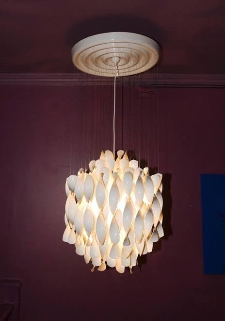Image 1 of 2 Originele Vintage Verner Panton SP1 Lamp – Kunststof op IJzeren Draadjes