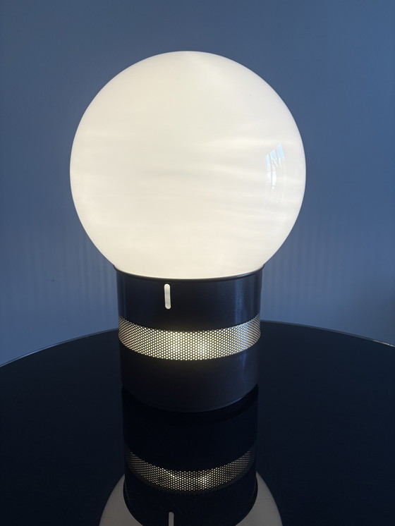 Image 1 of Lampada Iconica “Mezzo Oracolo” di Gae Aulenti per Artemide - Design, Italia Anni ’60,