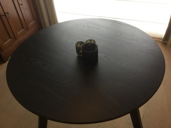 Image 1 of Round table black
