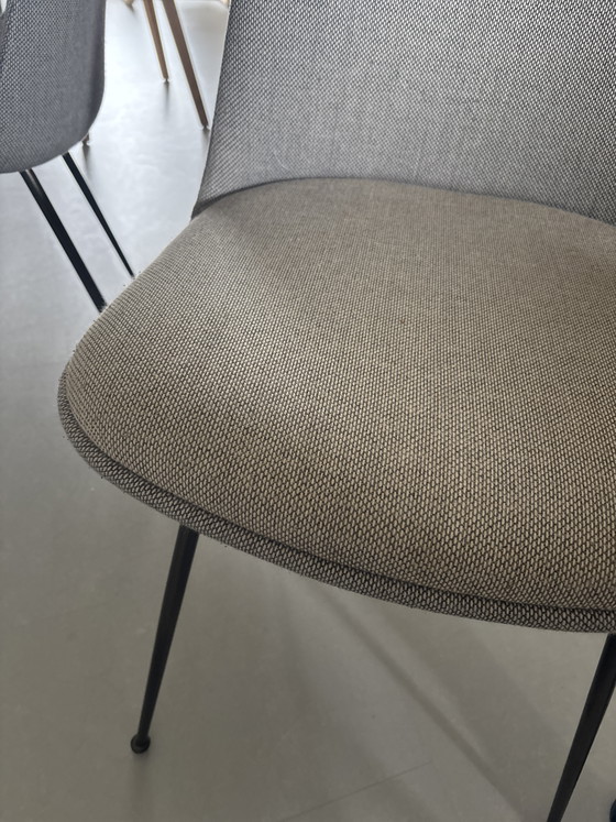 3x Rely HW9 Upholstered in 2 Colors Rewool Bronze Base – &Tradition, Dining chairs (photo 5 of 5)