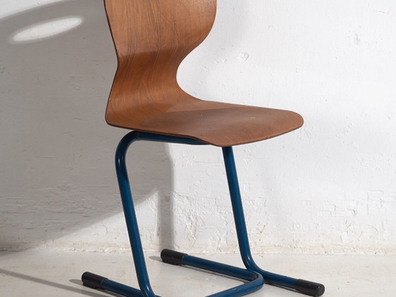 Sedia scolastica vintage blu (c.1950) – Sedie da pranzo, Metal, Iron, Industrieel (photo 2 of 10)