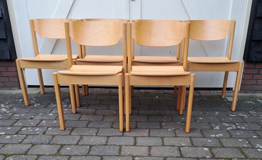 6 sedie di design danese, impilabili.