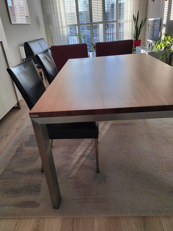 Image 1 of Exclusive Bert Plantagie dining set: Walnut top and 4 James chairs