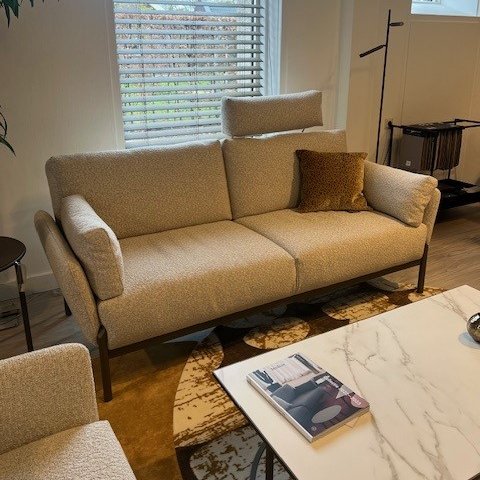 Leolux Enna 2.5-seater sofa with armchair