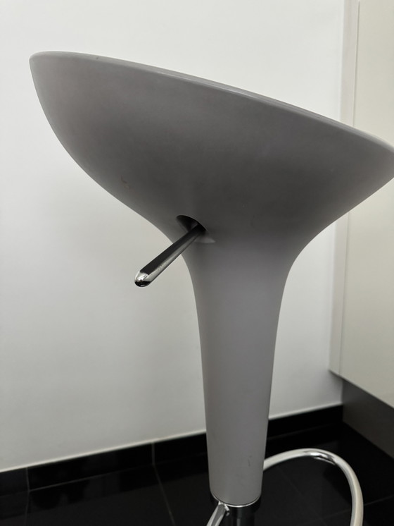 Image 1 of 3pcs Magis Al Bombo taburete de bar gris claro