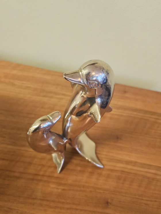 Image 1 of Statua di delfino in ottone vintage anni '70. Il delfino presenta