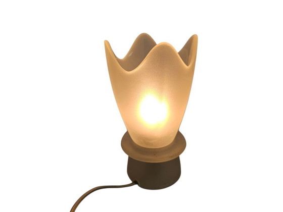 Image 1 of Tulpenleuchte – mattiertes Glas – 2 Tischlampen – Deutschland – 3. Viertel des 20. Jahrhunderts