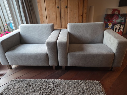 2 nieuwe Montel stoelen in verkoop wegens te grote maatvoering 
