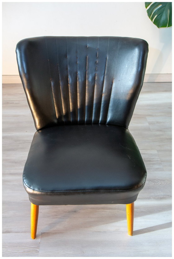 Image 1 of Fauteuil cocktail noir année 50