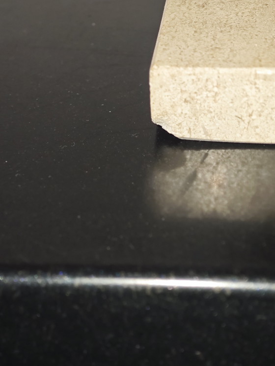 Image 1 of Vrouwelijke figuur