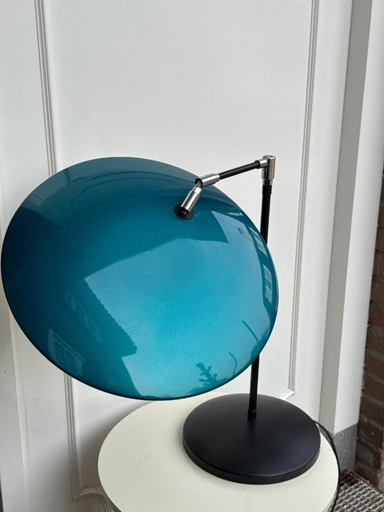 Image 1 of Prachtige vintage Queens Gallery tafellamp blauw 