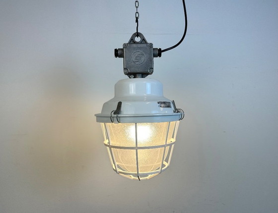 Image 1 of White Industrial Factory Light with Plastic Grid from Elektrosvit, 1990s