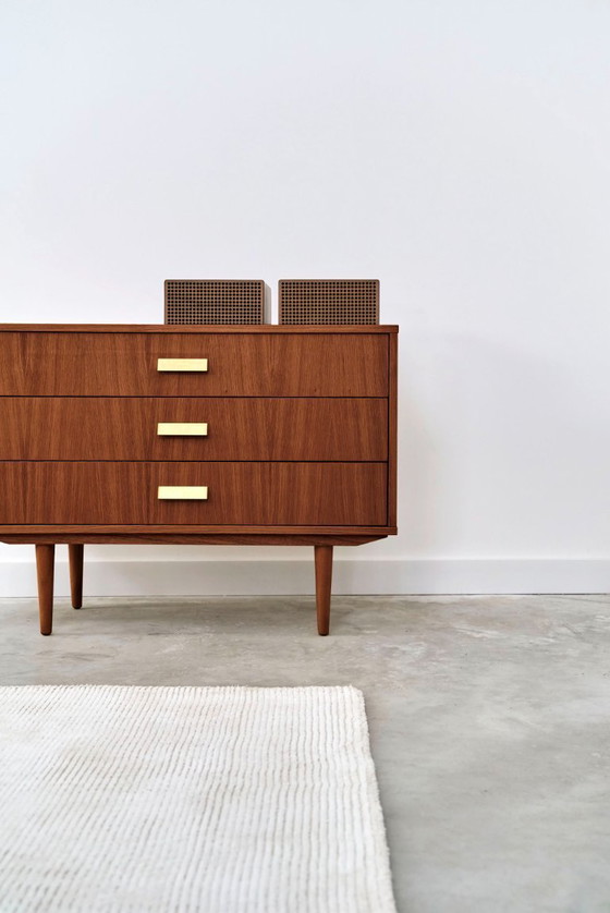 Image 1 of Cabinet with drawers P02