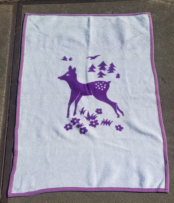 Image 1 of Vintage Paarse Babydeken Van Dralon – Bambi Design – Vendorina