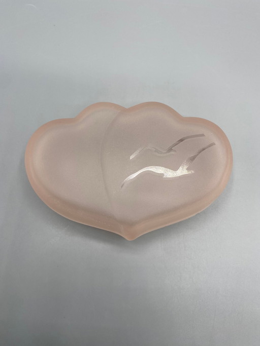 Roze satijnen glazen sieradendoos – meeuwdesign – verweerde hartvorm – glazen karaffen, Glass, Art Deco (photo 2 of 6)