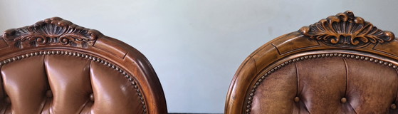 Image 1 of Set van 2 vintage leren fauteuils – Louis XV stijl